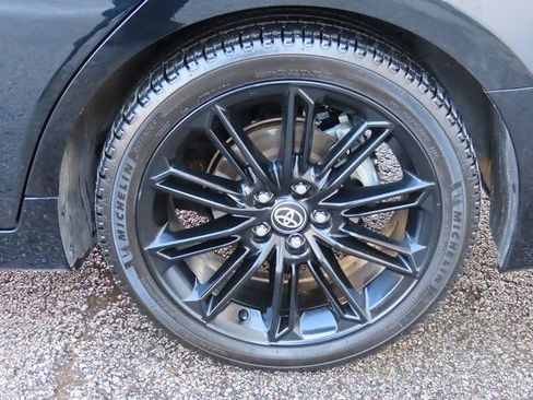 Used 2021 Toyota Avalon XSE image 40