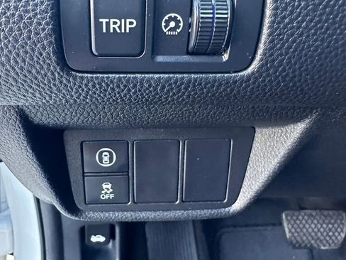Used 2019 Honda Accord LX image 17