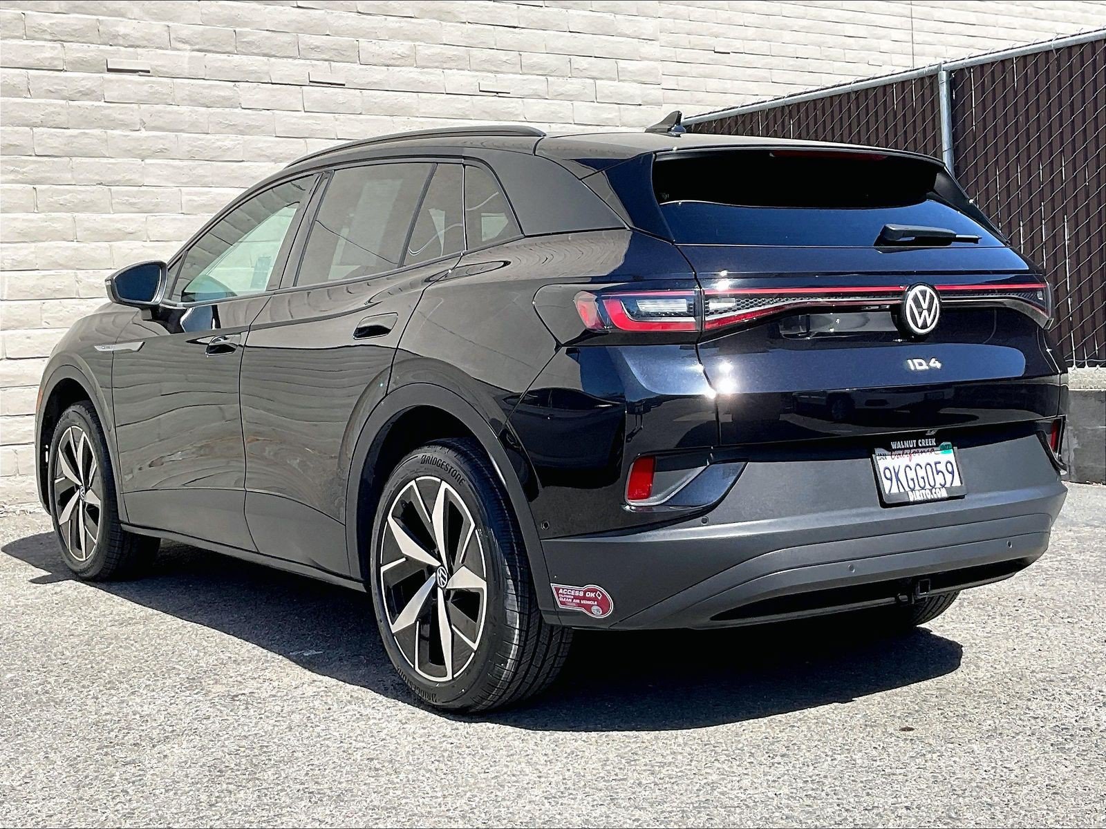 Certified 2023 Volkswagen ID.4 Pro S AWD/4WD image 9