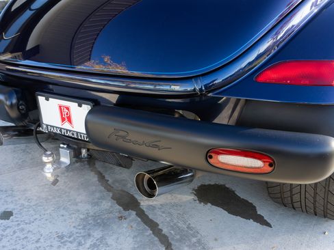 Used 2001 Chrysler Prowler image 36