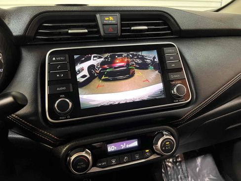 Used 2020 Nissan Versa SR FWD image 51