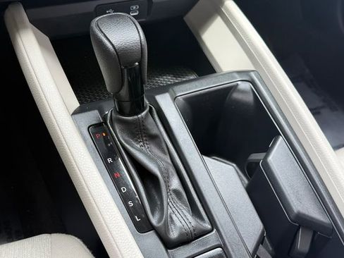 Used 2023 Honda Accord LX image 27