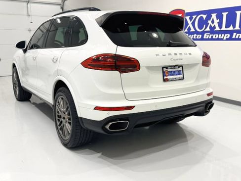 Used 2018 Porsche Cayenne Platinum Edition AWD/4WD image 4