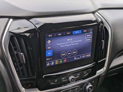 Used 2024 Chevrolet Traverse Premier w/ Redline Edition image 33