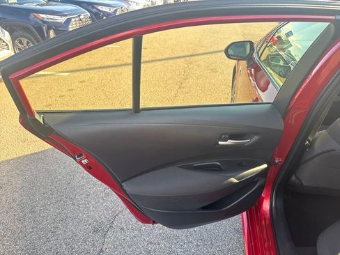 Used 2020 Toyota Corolla LE image 35