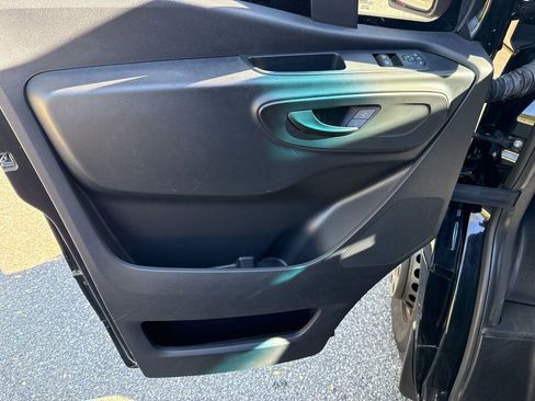 Used 2021 Mercedes-Benz Sprinter 3500 image 14