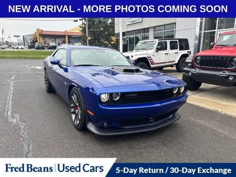 Used 2022 Dodge Challenger R/T Scat Pack w/ Shaker Package RWD image 1