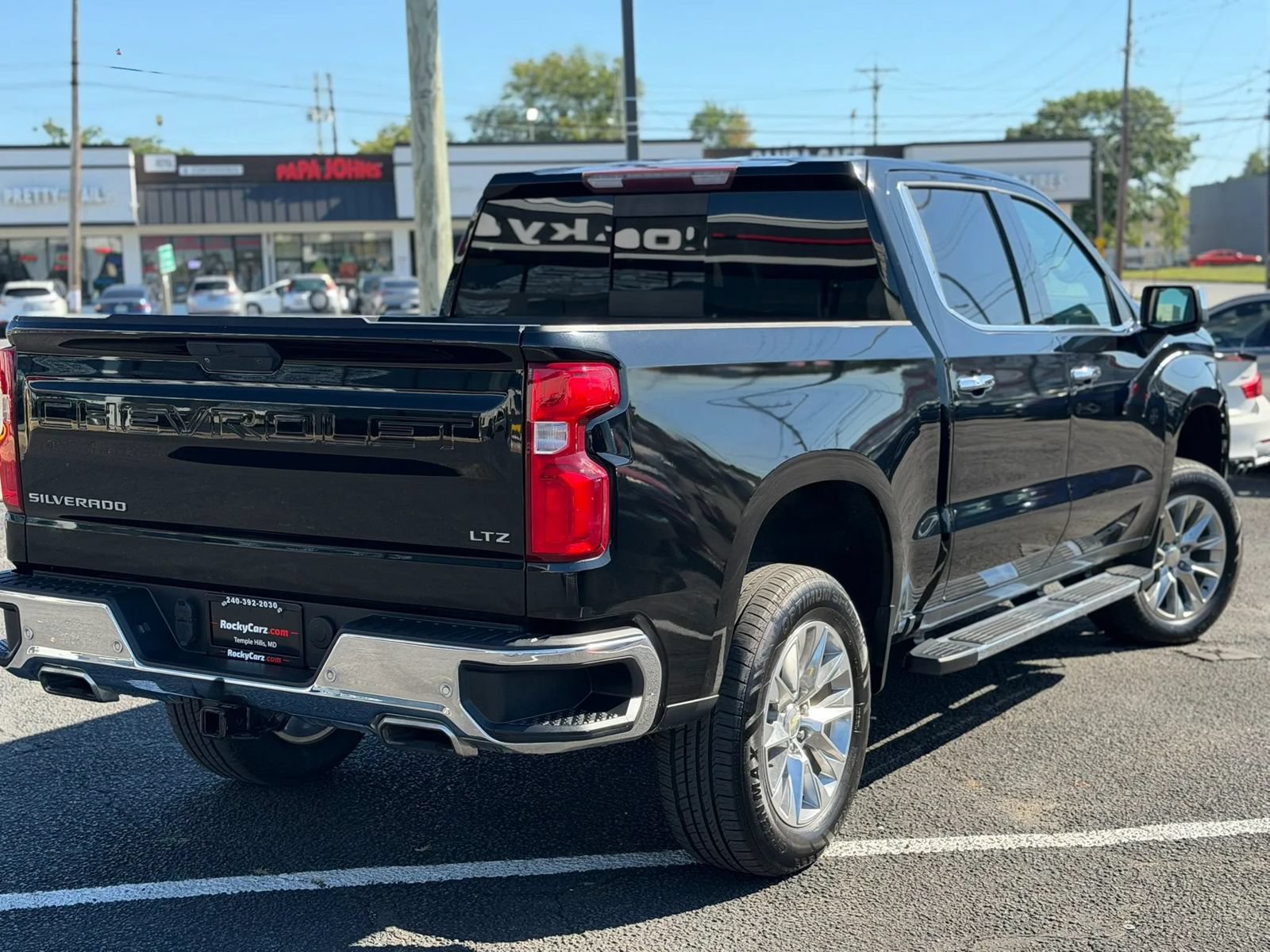 Used 2019 Chevrolet Silverado 1500 LTZ w/ LTZ Plus Package AWD/4WD image 5