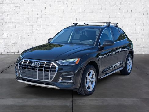 Used 2023 Audi Q5 2.0T Premium w/ Convenience Package AWD/4WD image 4