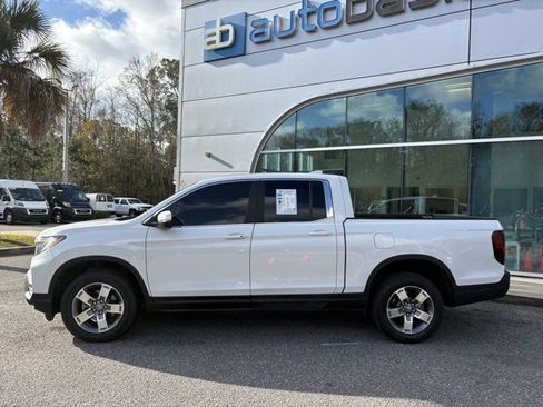 Used 2024 Honda Ridgeline RTL image 2
