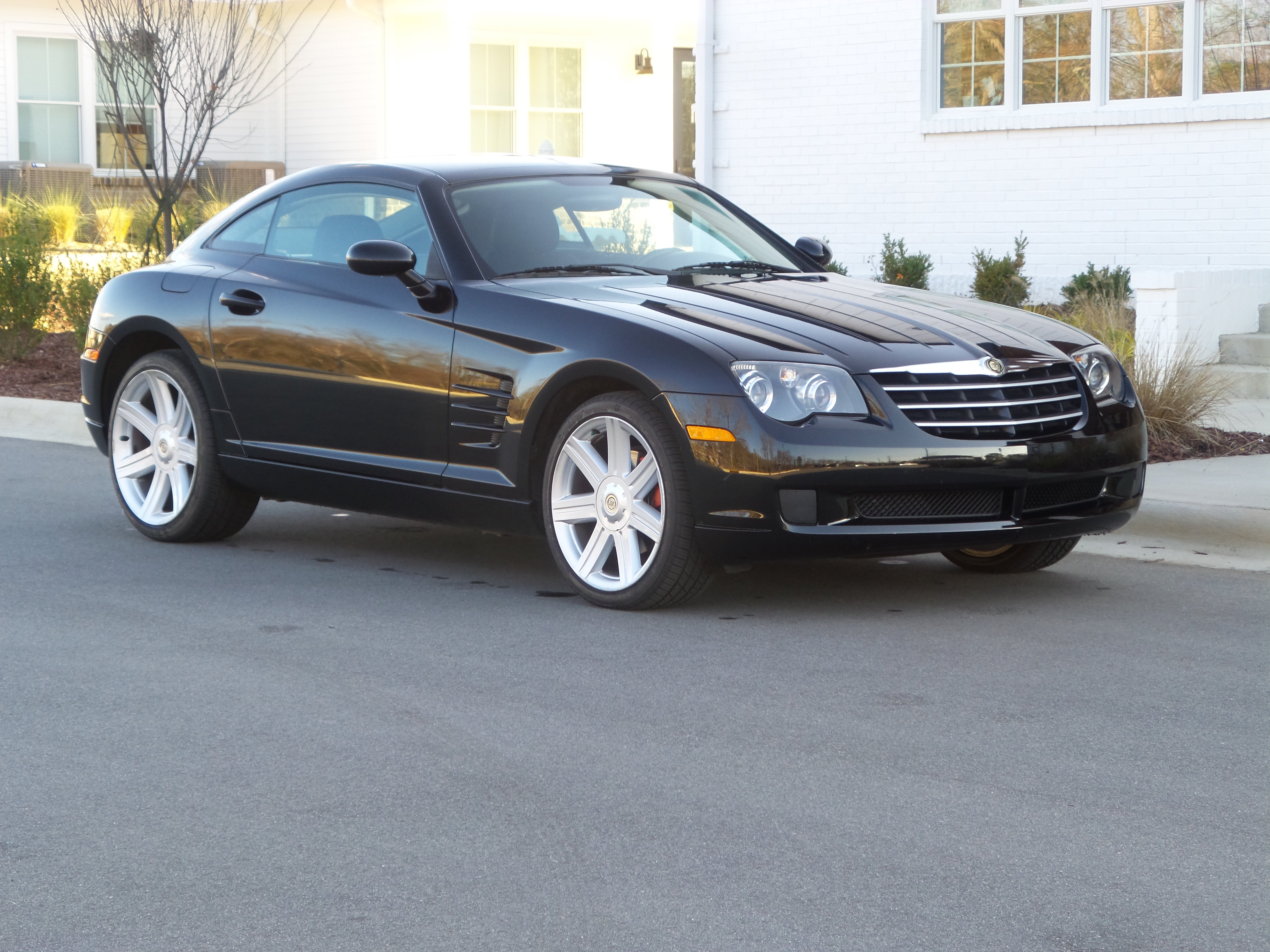 Used 2007 Chrysler Crossfire Coupe RWD image 3