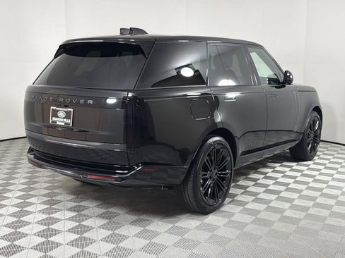 New 2026 Land Rover Range Rover SE image 4