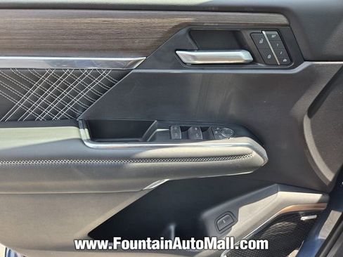 Used 2024 GMC Acadia Denali FWD image 19