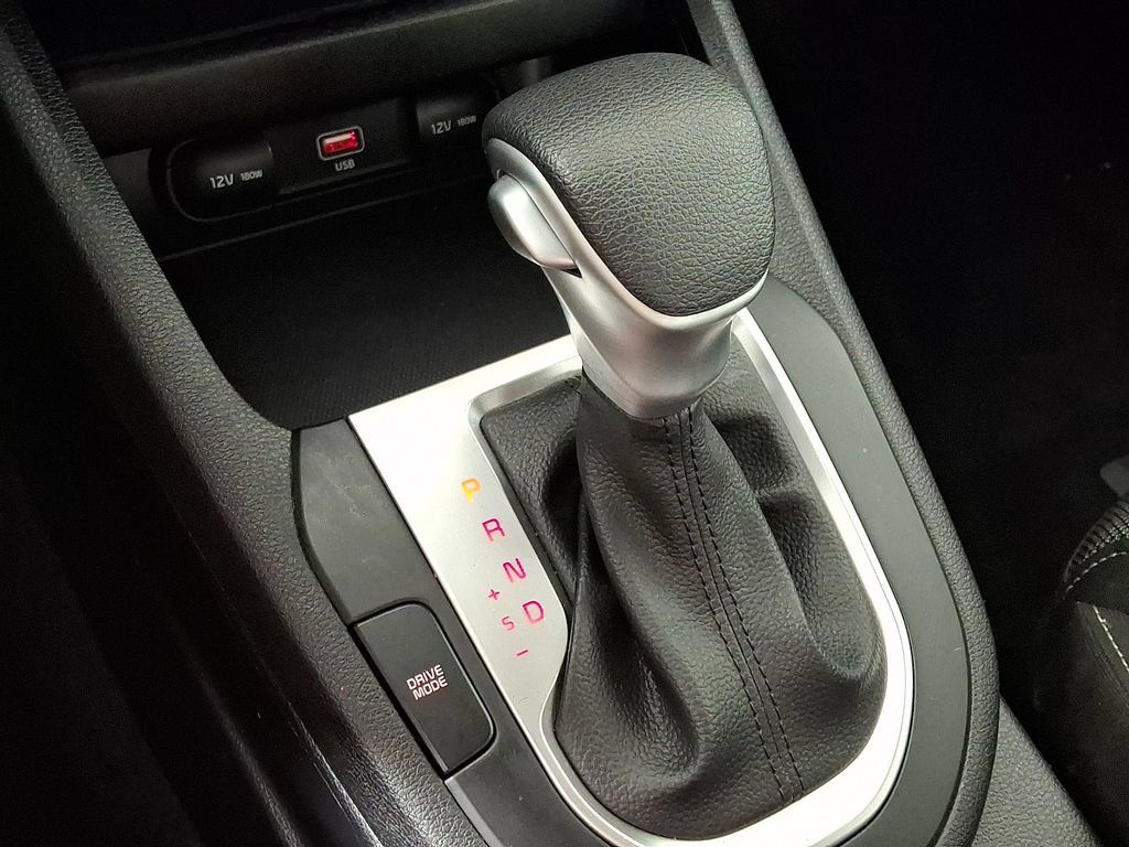Used 2023 Kia Forte LXS w/ LXS Technology Package FWD image 16