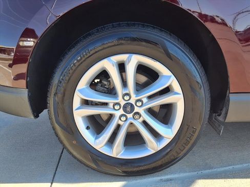 Used 2019 Ford Edge SEL w/ Equipment Group 201A image 26