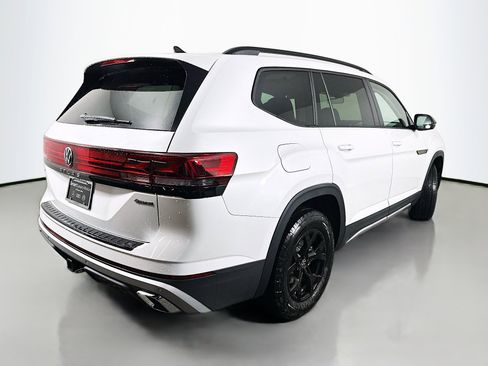 New 2026 Volkswagen Atlas Peak Edition AWD/4WD image 7