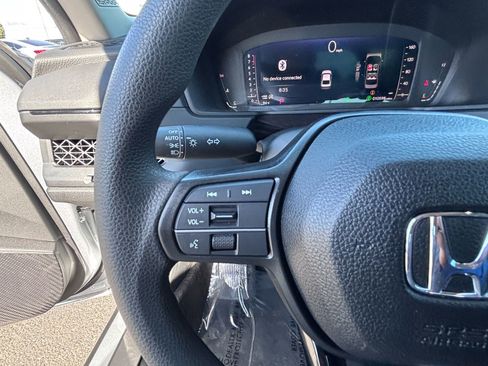 Certified 2025 Honda Accord SE image 23