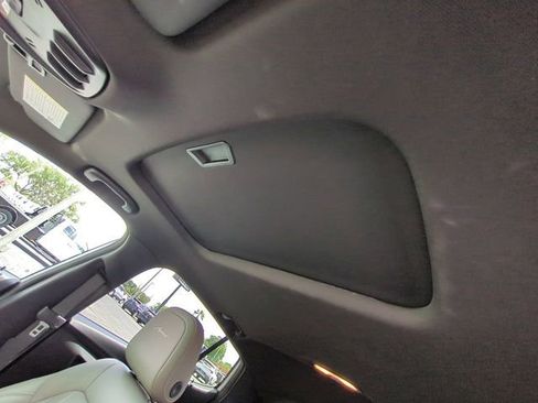 Used 2025 Buick Envista Avenir FWD image 23