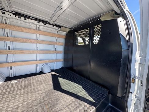 Used 2024 Chevrolet Express 2500 Work Van w/ Driver Convenience Package image 13