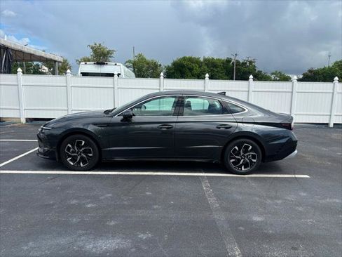 Used 2025 Hyundai Sonata SEL FWD image 13