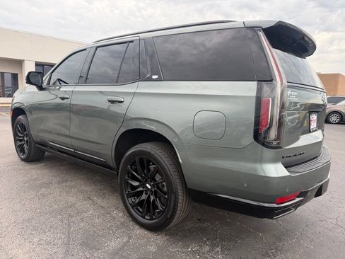 Used 2023 Cadillac Escalade Sport w/ LPO, ONYX Package AWD/4WD image 14