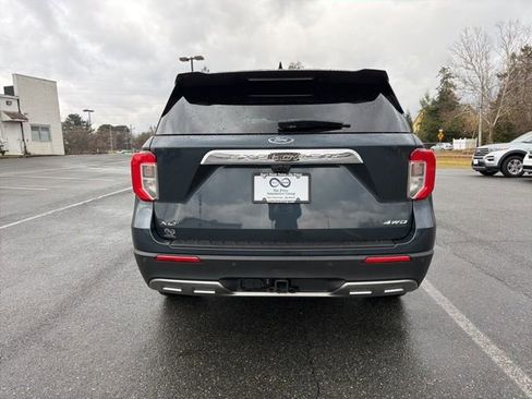 Used 2023 Ford Explorer XLT w/ Equipment Group 202A image 7