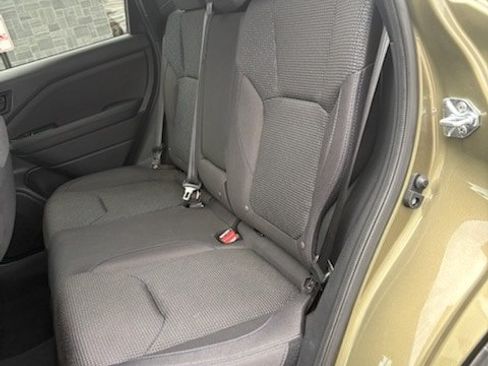 Used 2025 Subaru Forester Premium AWD/4WD image 16