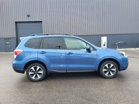 Used 2018 Subaru Forester 2.5i Premium image 2