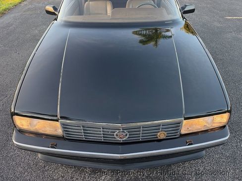 Used 1993 Cadillac Allante image 23