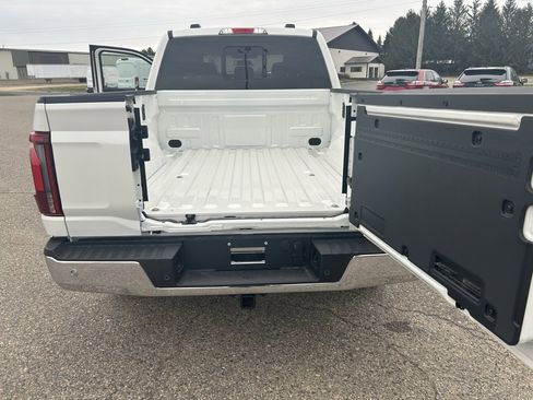 New 2025 Ford F150 Lariat w/ Equipment Group 502A High image 22