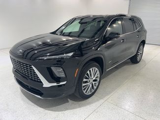 Used 2025 Buick Enclave Avenir w/ Super Cruise Package video 1