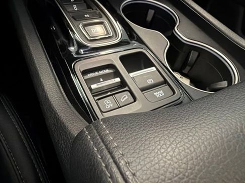 Used 2023 Honda Pilot Touring image 33