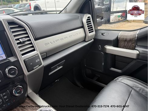Used 2017 Ford F250 Lariat w/ Chrome Package AWD/4WD image 19
