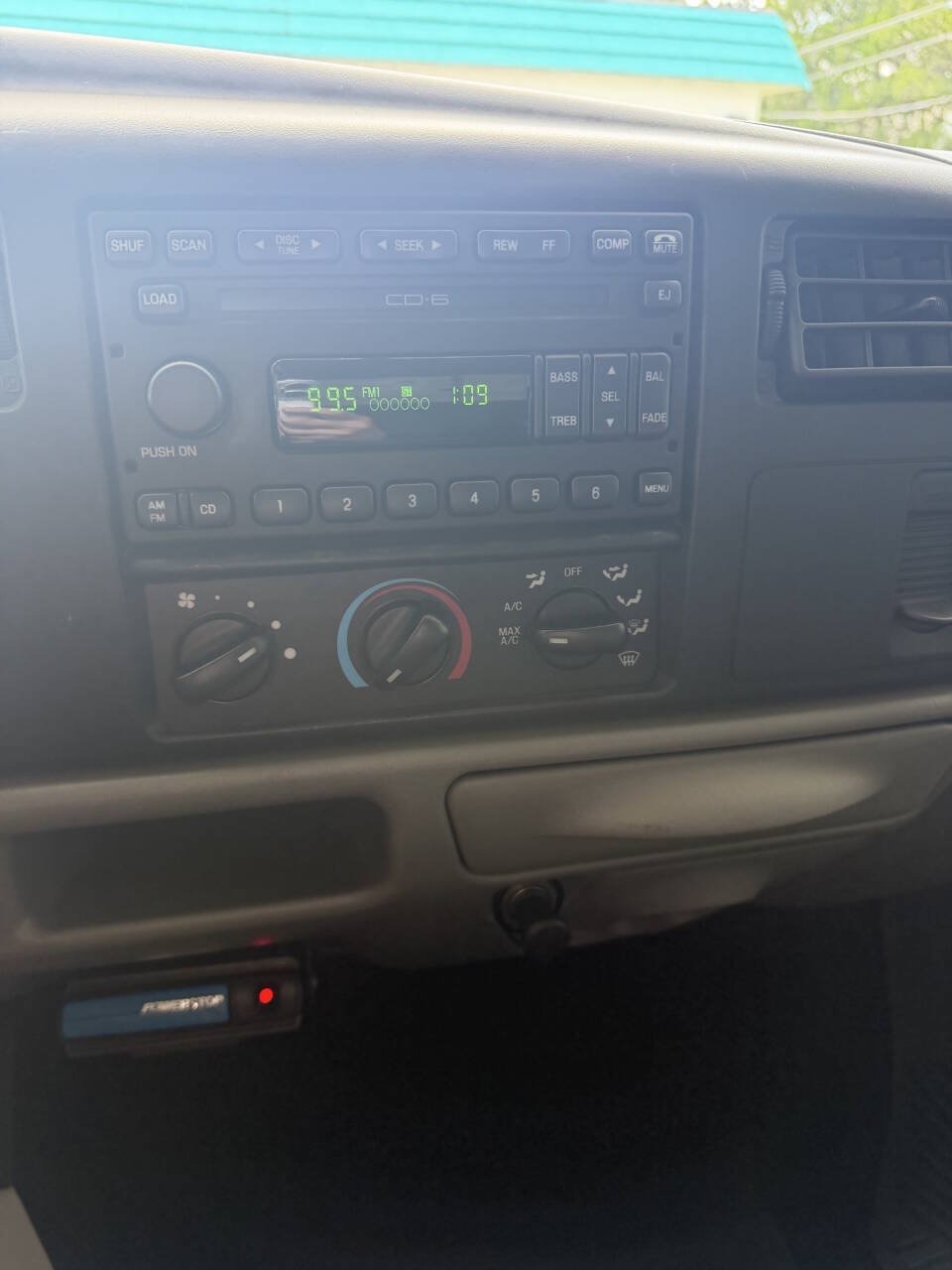 Used 2004 Ford F250 Lariat AWD/4WD image 15