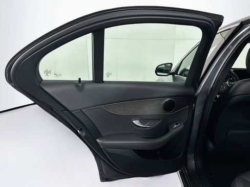 Used 2020 Mercedes-Benz C 300 Sedan image 27