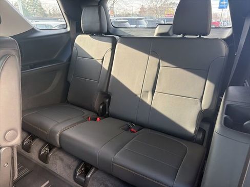 Used 2021 Chevrolet Traverse Premier w/ Redline Edition image 20