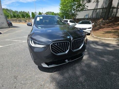 Used 2025 BMW X3 xDrive30i w/ Premium Package AWD/4WD image 3