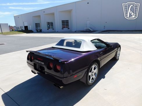 Used 1993 Chevrolet Corvette Convertible RWD image 26
