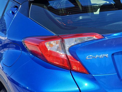 Used 2021 Toyota C-HR Limited image 35