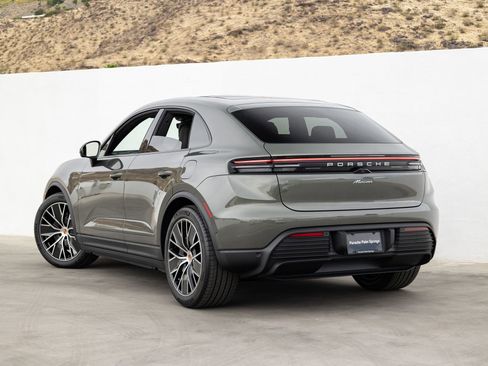 New 2026 Porsche Macan Electric RWD image 3
