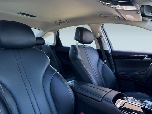 Used 2024 Genesis G80 2.5T image 29