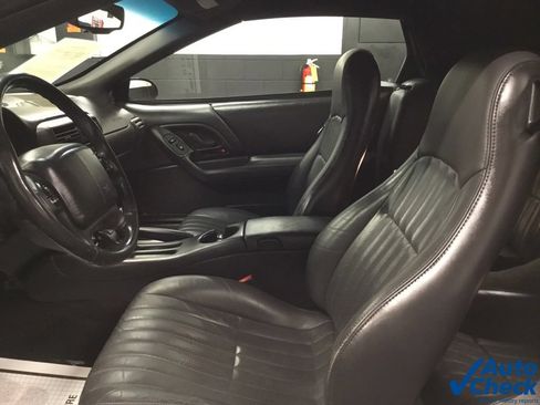 Used 2000 Chevrolet Camaro Z28 w/ Sport Appearance Pkg RWD image 34