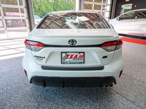 New 2026 Toyota Corolla SE w/ SE Package image 3