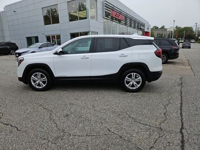 Used 2024 GMC Terrain SLE