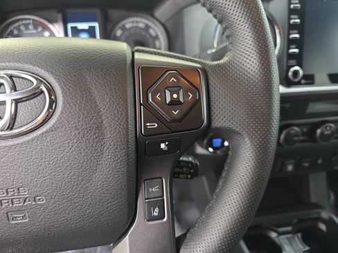 Certified 2022 Toyota Tacoma TRD Sport w/ Black Out Package (TMS) AWD/4WD image 15