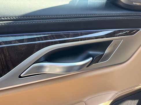 Used 2020 BMW 750i xDrive w/ Executive Package AWD/4WD image 21