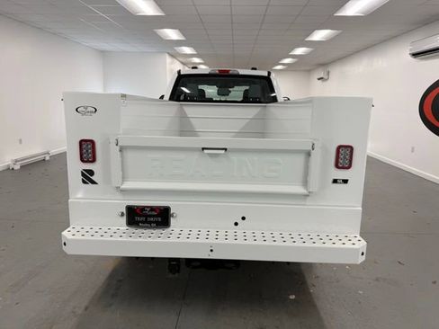 New 2026 Ford F250 XL w/ XL Chrome Package image 7