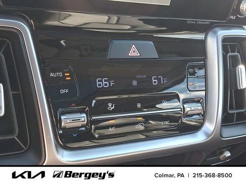 Certified 2023 Kia Sorento X-Line EX AWD/4WD image 18