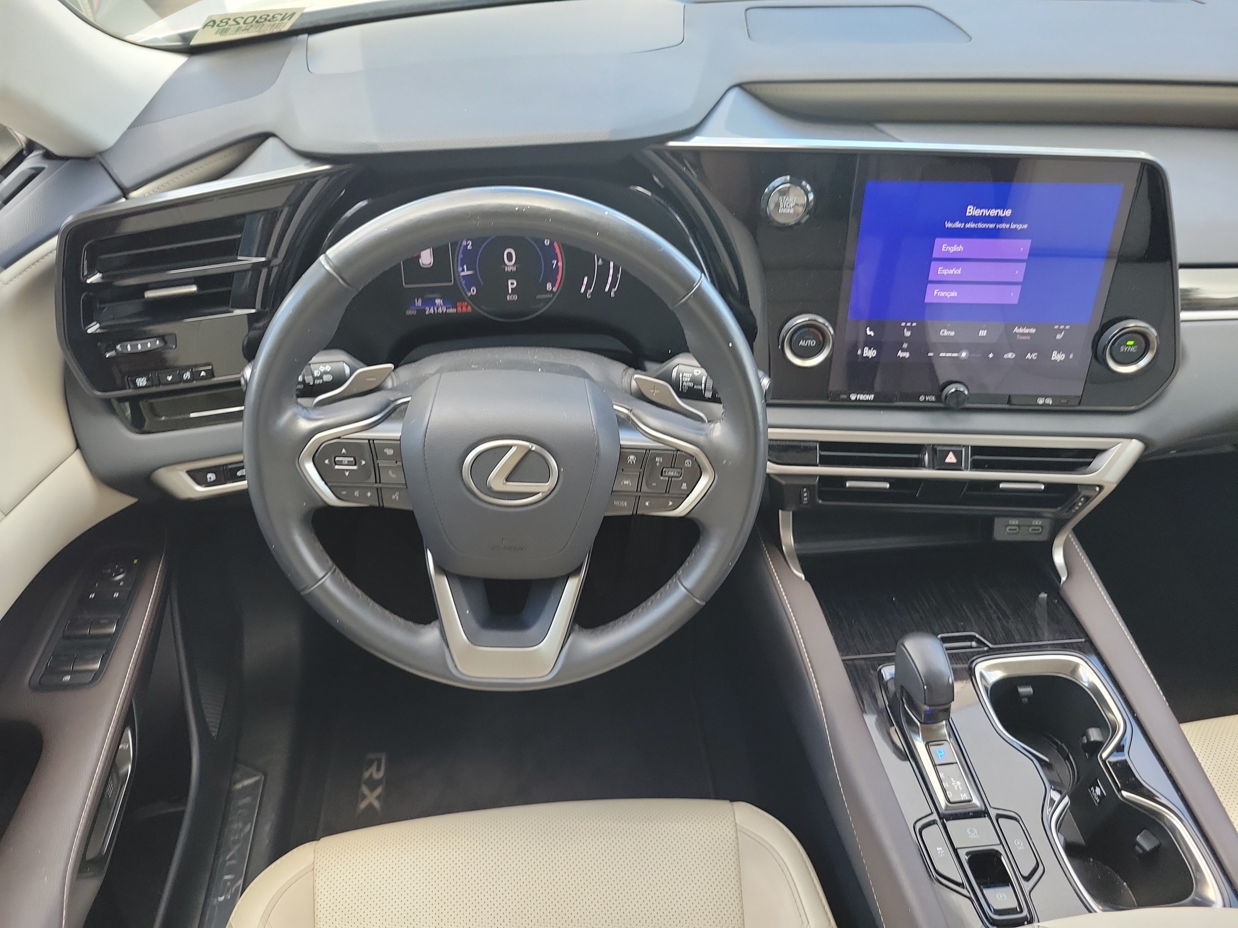 Used 2024 Lexus RX 350 FWD w/ Technology Package image 18