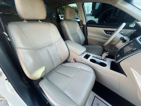 Used 2016 Nissan Altima 2.5 SL w/ 2.5 Technology w/LED Package FWD image 15